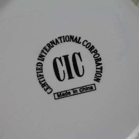 Certified International Water Pitcher - Picture 4 of 4